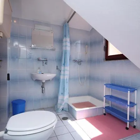 By The Sea Apartman Vrboska