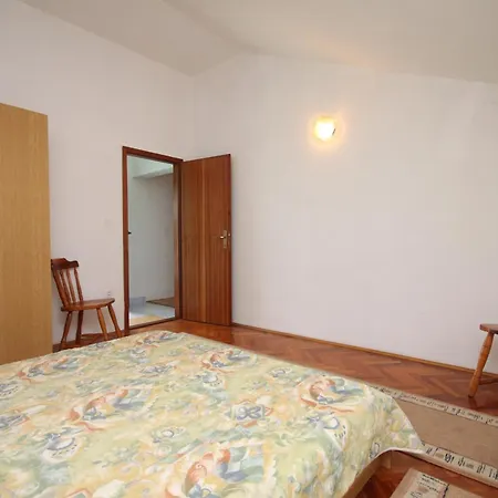 By The Sea Apartman